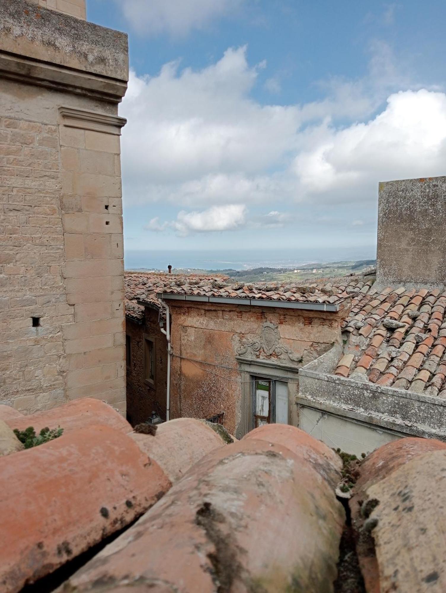San Nicolo Holiday Home Montalbano Elicona Værelse billede